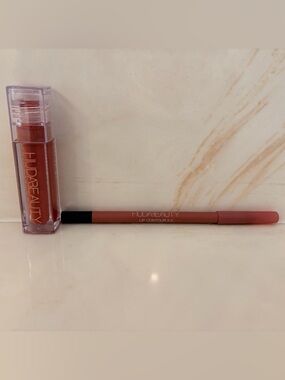 Huda Beauty Lip Bundle